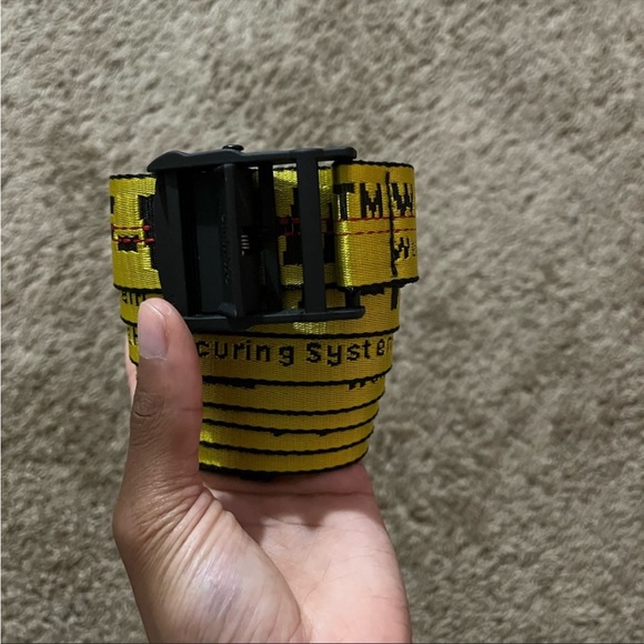 Off-White industrial belt